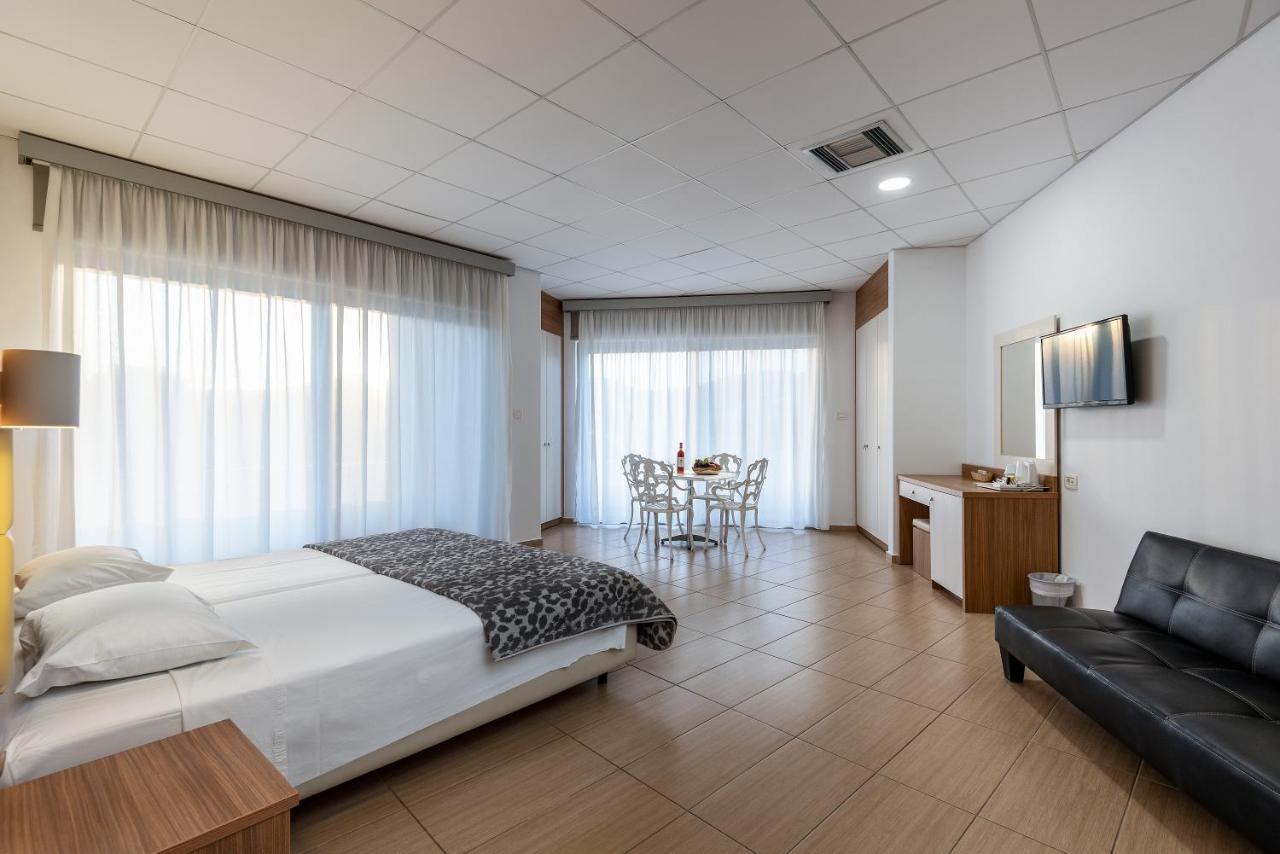 Royal Bay Suites Kefalos  Luaran gambar